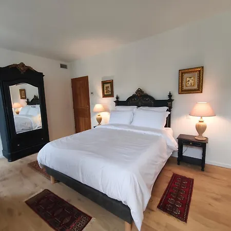 Panzió Chambre D'Hotes Villa Adoya Aigues-Mortes Intra Muros Piscine Calm Outdoor Pool Free Parking Wifi Elevator 3*
