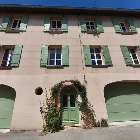 Bed and breakfast Adoya D'hôtes Intra Muros Au Calme Climatisation Réversible Piscine Wifi Ascenseur Parking Gratuit Aigues-Mortes