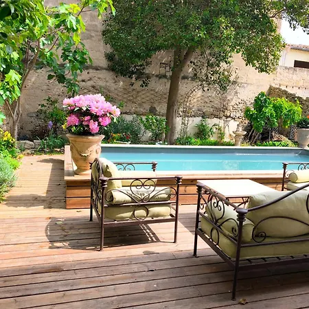 Adoya D'hotes Intra Muros Au Calme Climatisation Reversible Piscine Wifi Ascenseur Parking Gratuit Frühstückspension 3*